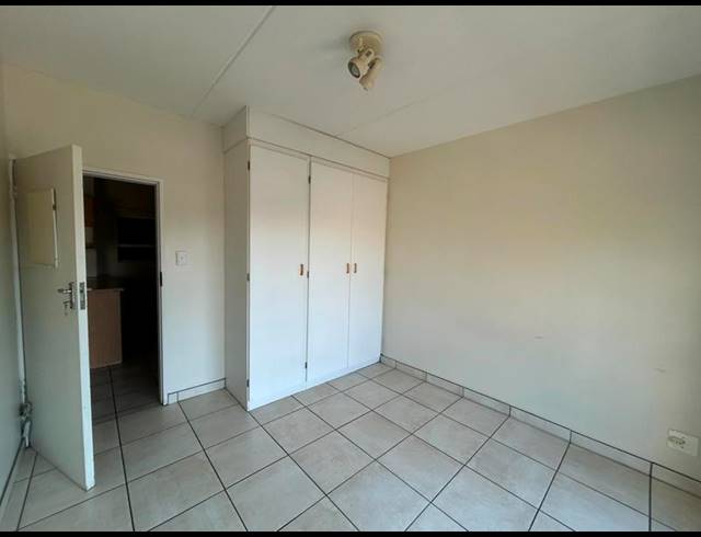 2 BEDROOM APARTMENT FOR SALE IN HATFIELD